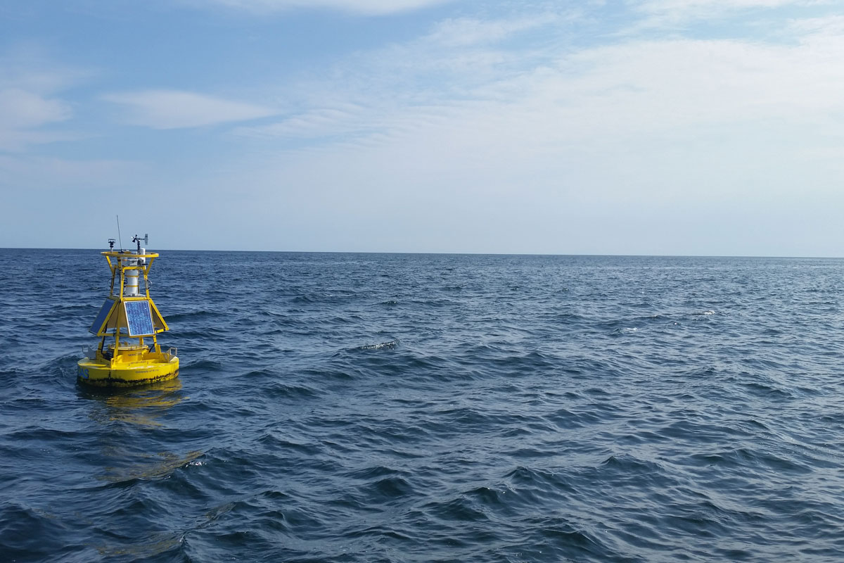 The Northeastern Regional Association of Coastal Ocean Observing Systems (NERACOOS) is established to deliver critical ocean and weather data to stakeholders from Long Island Sound through the Gulf of Maine.
